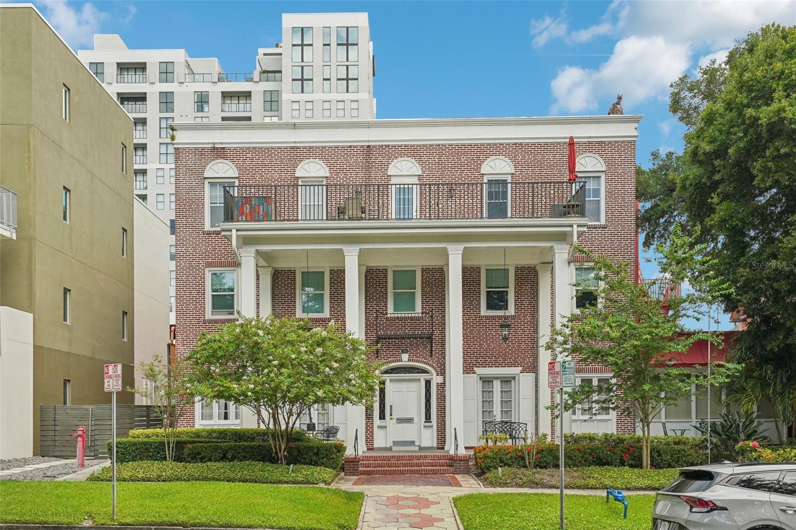 219 4TH AVE N #201, ST PETERSBURG, FL, 33701