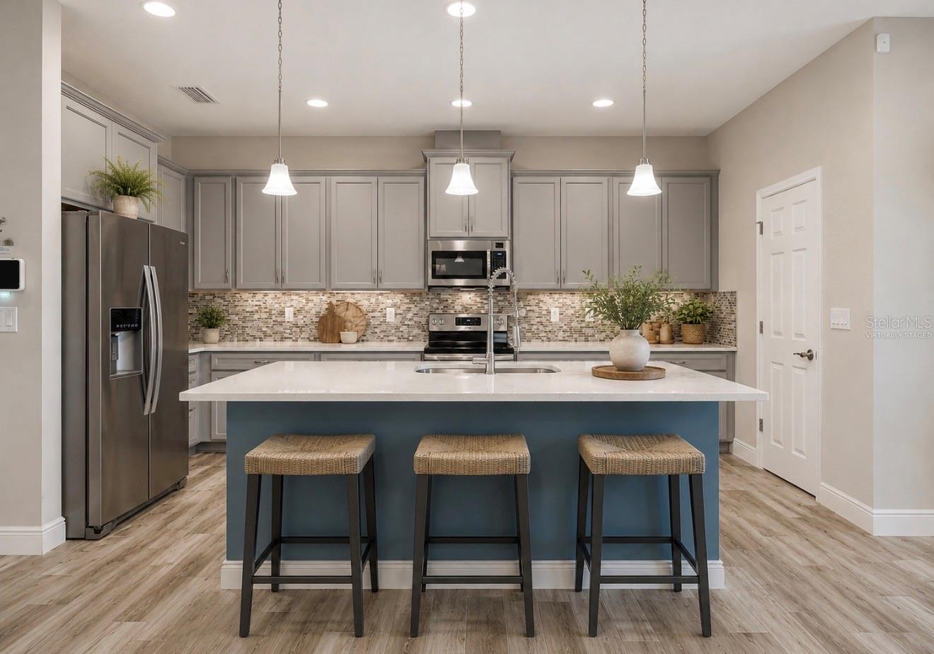 13121 FOXTAIL FERN DR, RIVERVIEW, FL, 33579