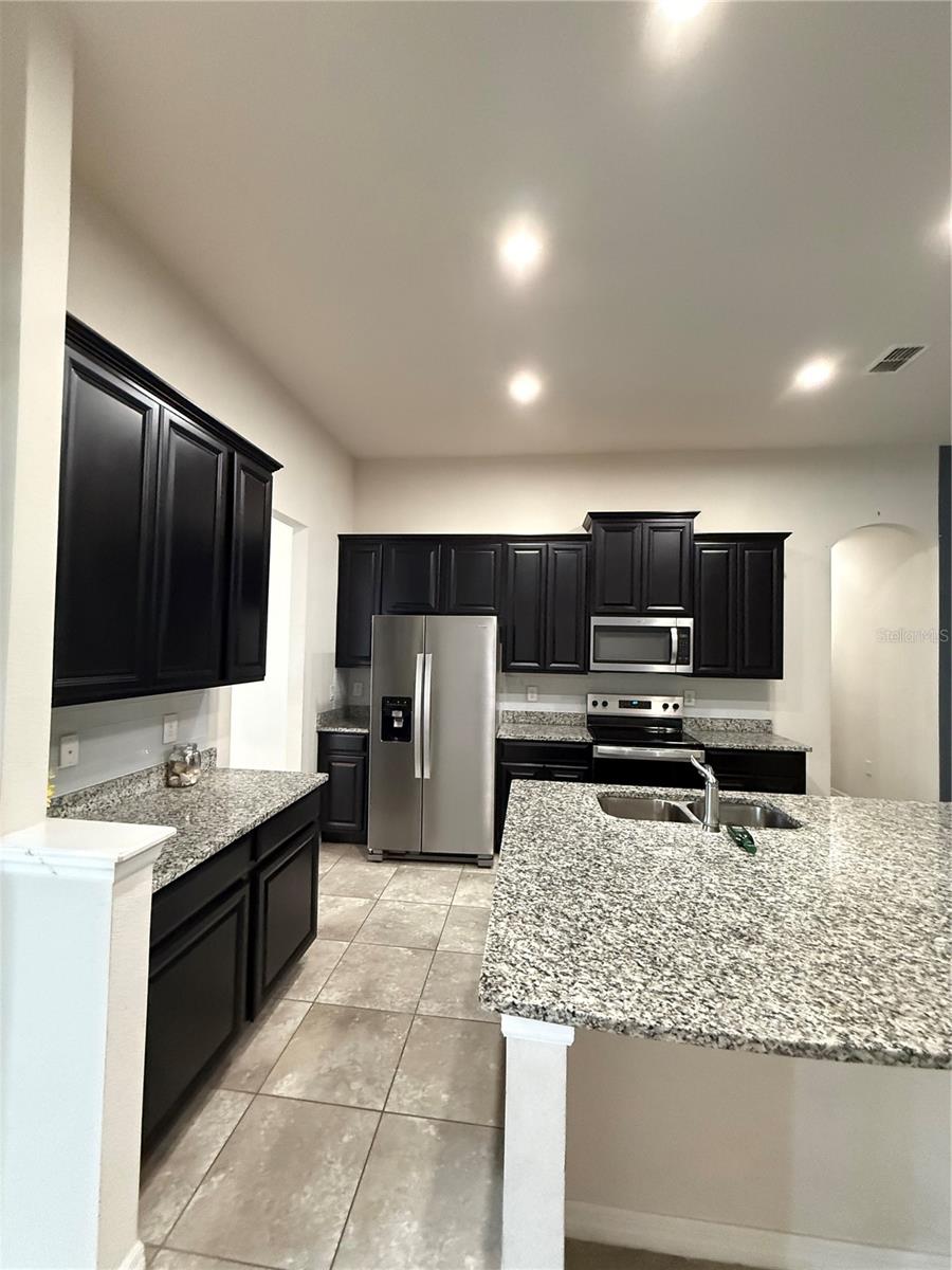 624 SPANISH PINE RD, DAVENPORT, FL, 33837