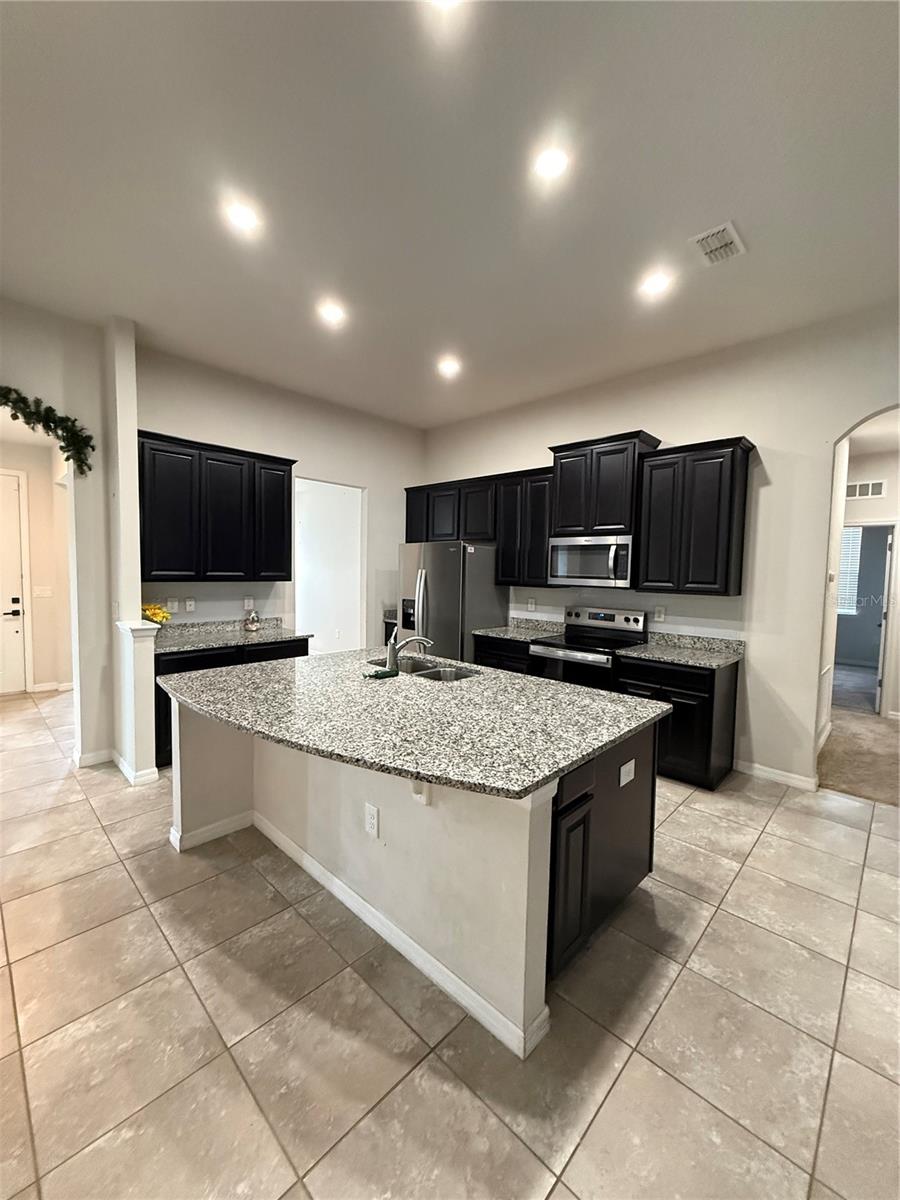 624 SPANISH PINE RD, DAVENPORT, FL, 33837