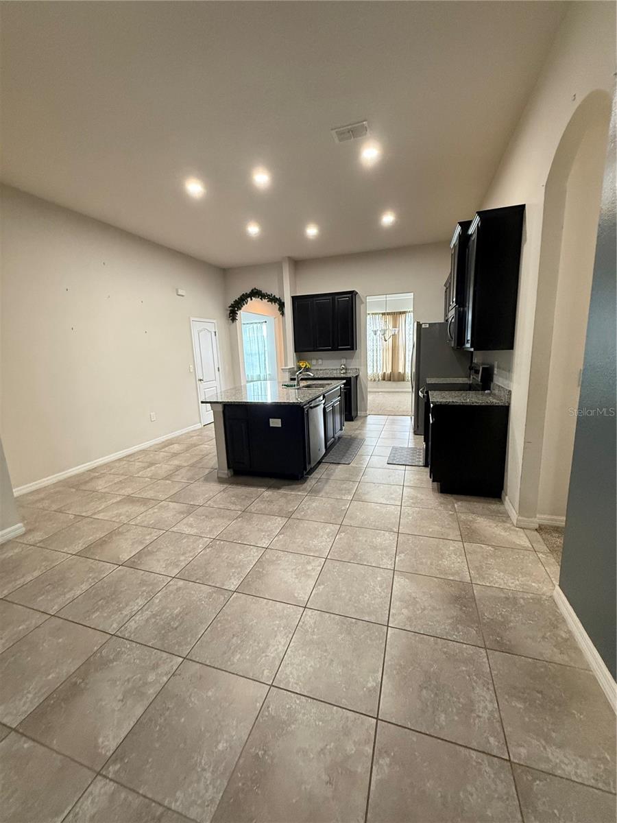 624 SPANISH PINE RD, DAVENPORT, FL, 33837