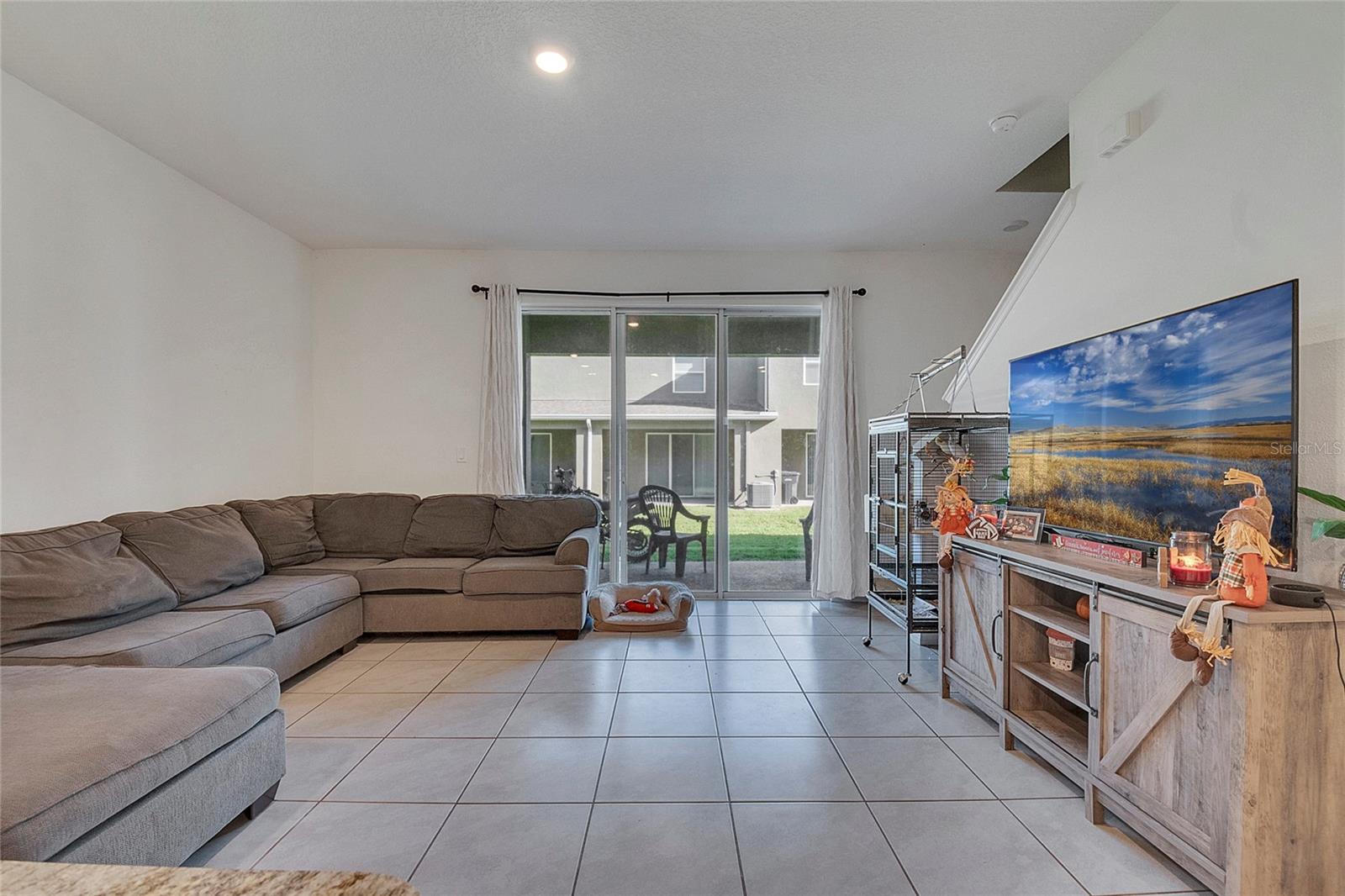 1394 YELLOW FINCH DR, DAVENPORT, FL, 33837