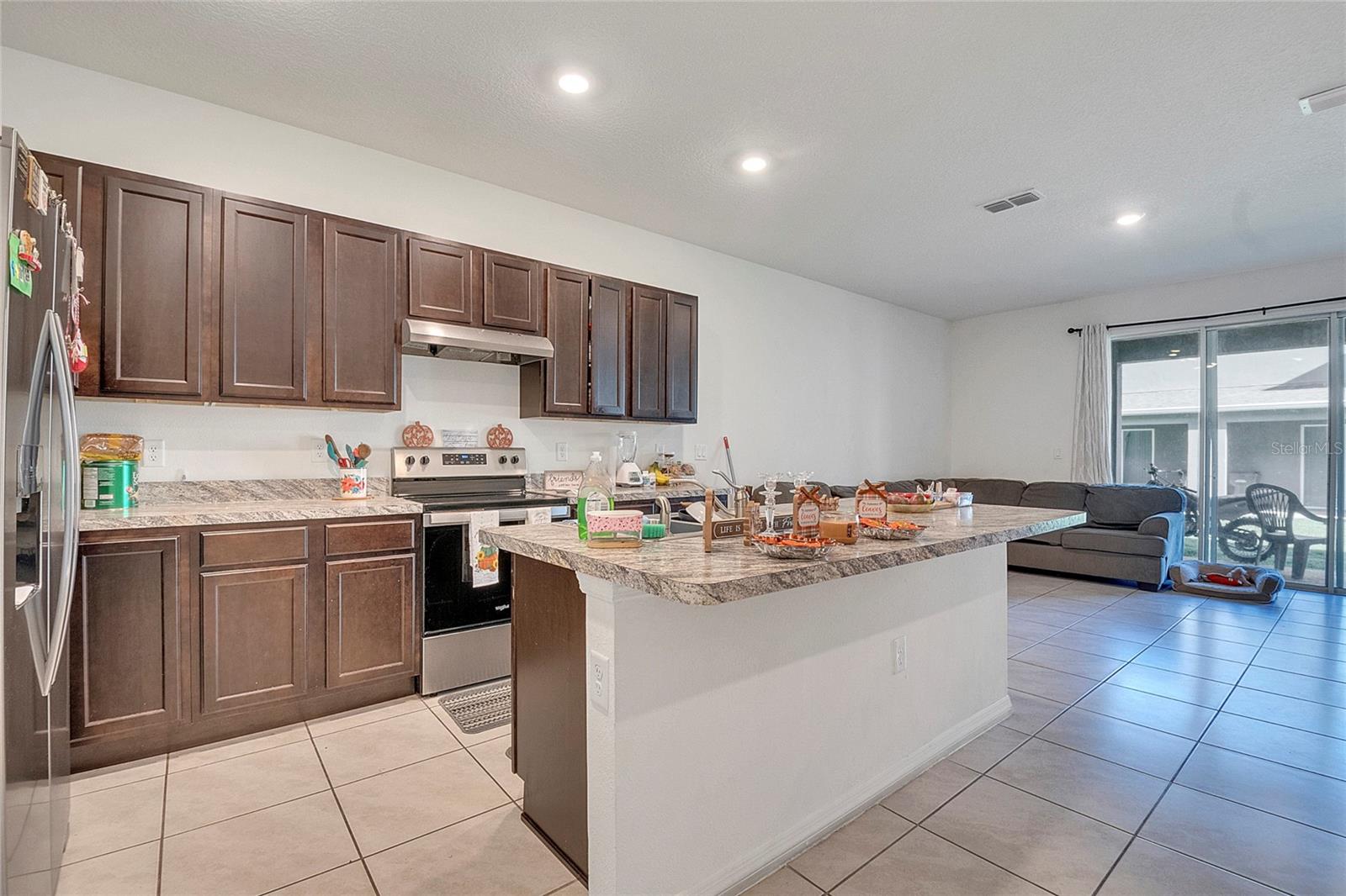 1394 YELLOW FINCH DR, DAVENPORT, FL, 33837