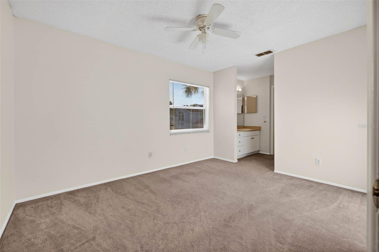4843 NAPOLI CT NE, ST PETERSBURG, FL, 33703