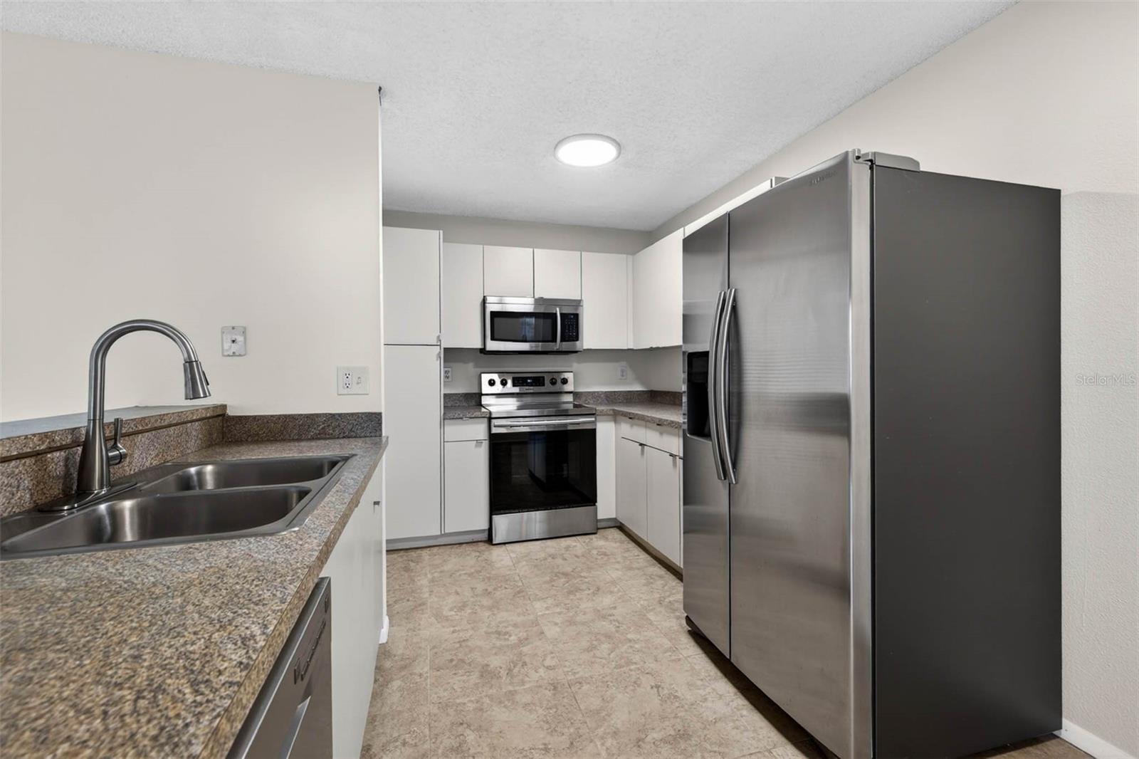 4843 NAPOLI CT NE, ST PETERSBURG, FL, 33703