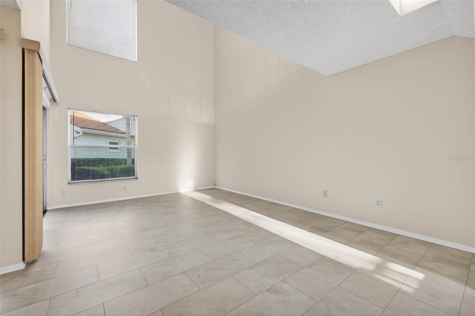 4843 NAPOLI CT NE, ST PETERSBURG, FL, 33703