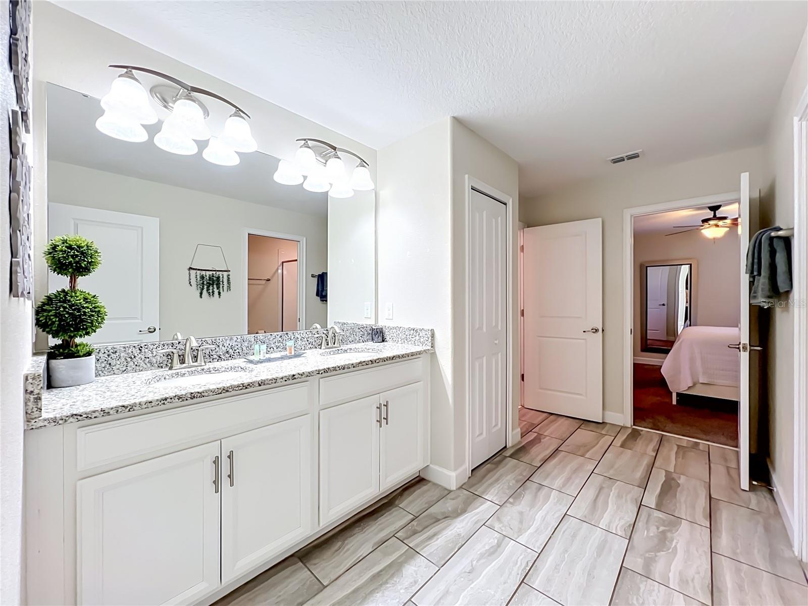 1505 ROLLING FAIRWAY DR, DAVENPORT, FL, 33896