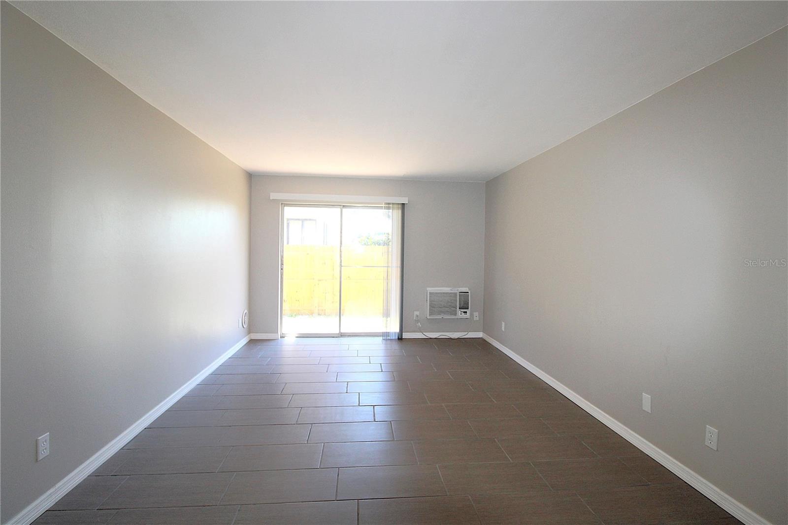 3001 BEE RIDGE RD #107, SARASOTA, FL, 34239
