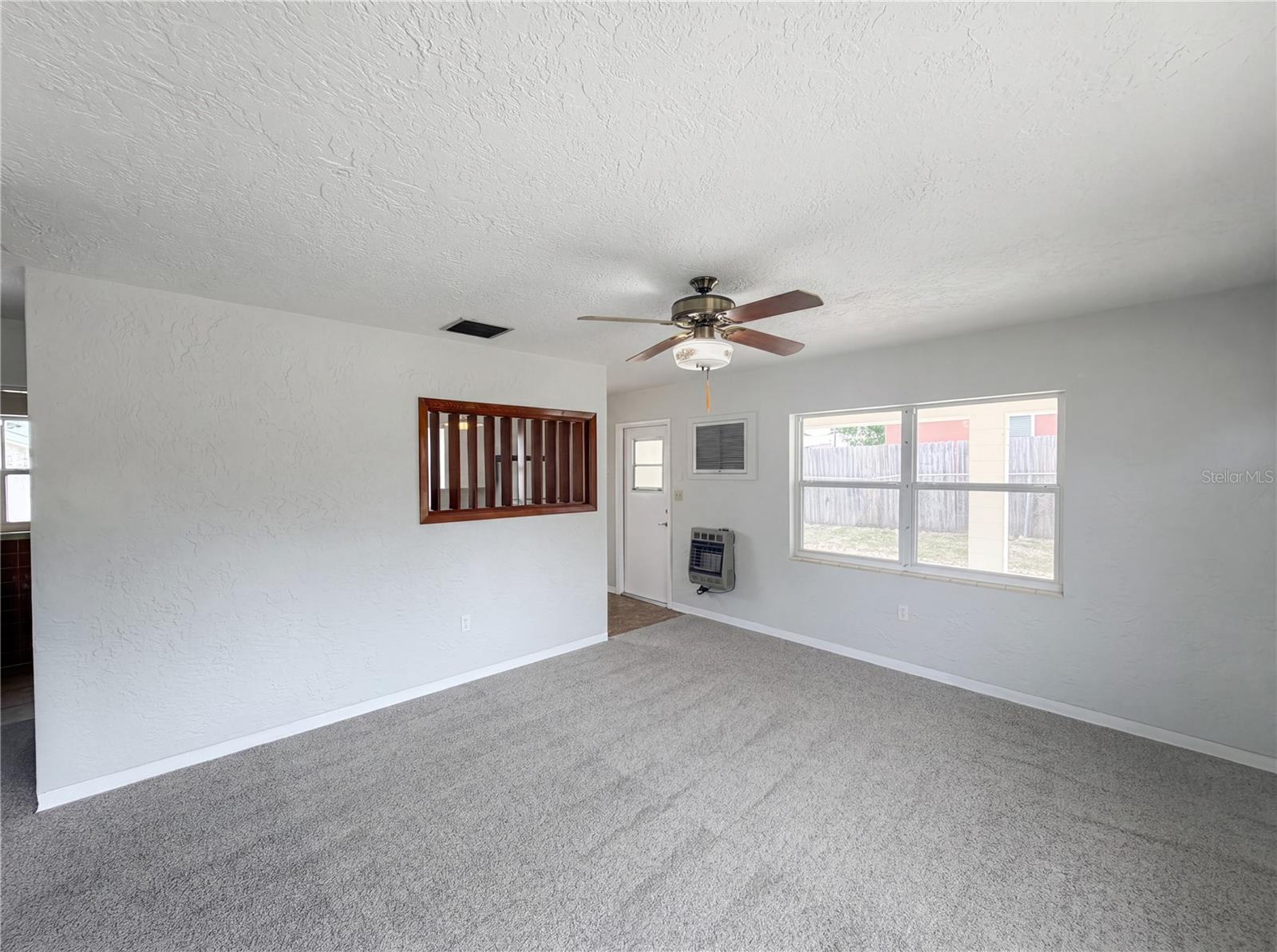 1215 CARLTON AVE, LAKE WALES, FL, 33853