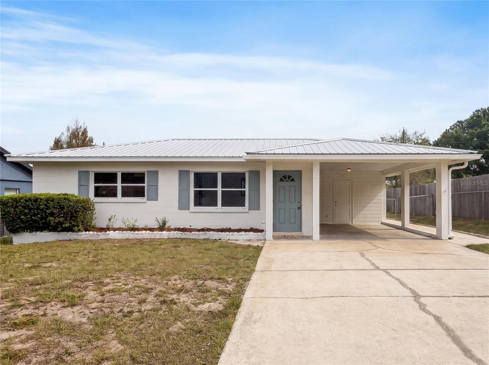 1215 CARLTON AVE, LAKE WALES, FL, 33853