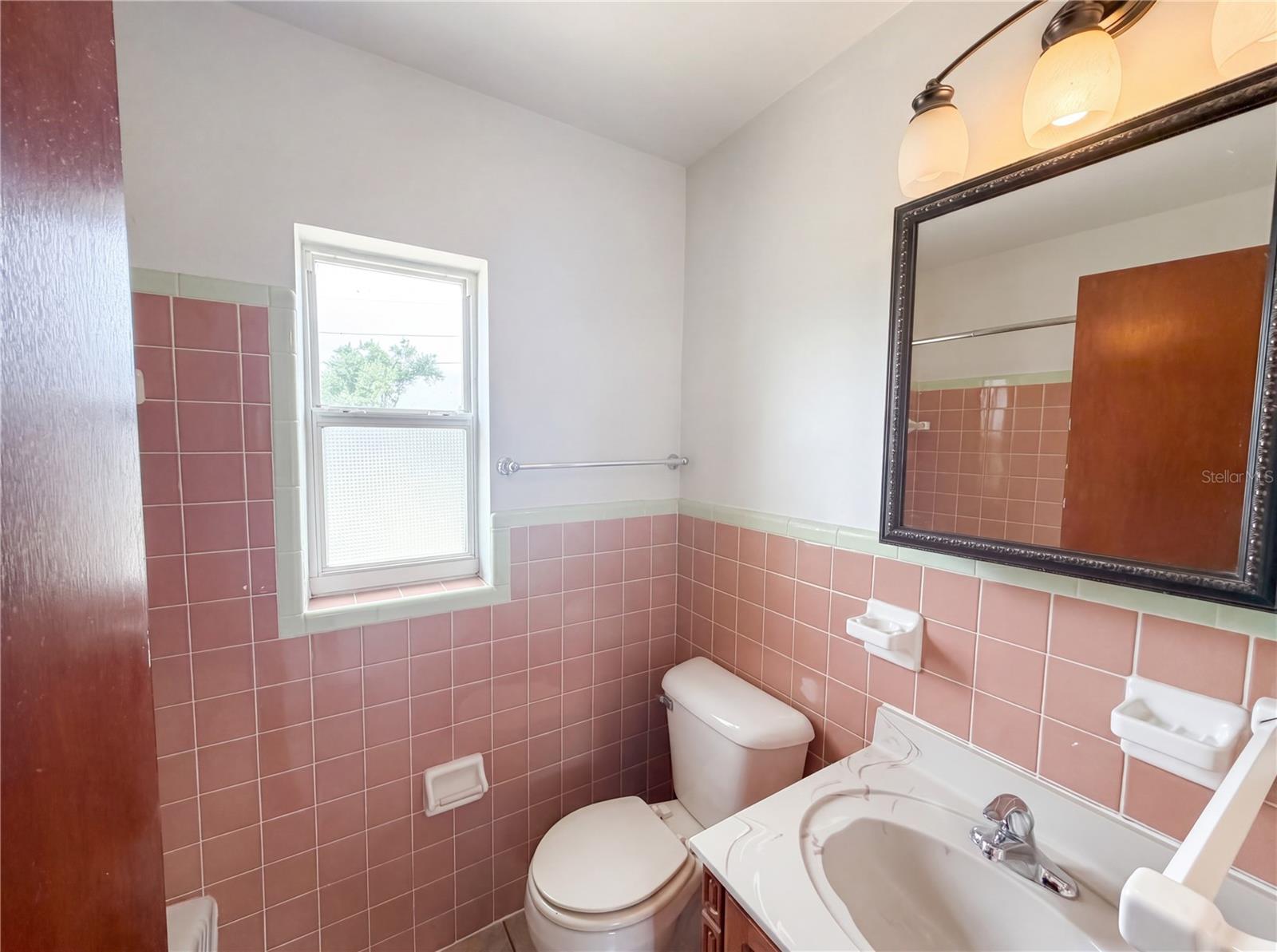 1215 CARLTON AVE, LAKE WALES, FL, 33853