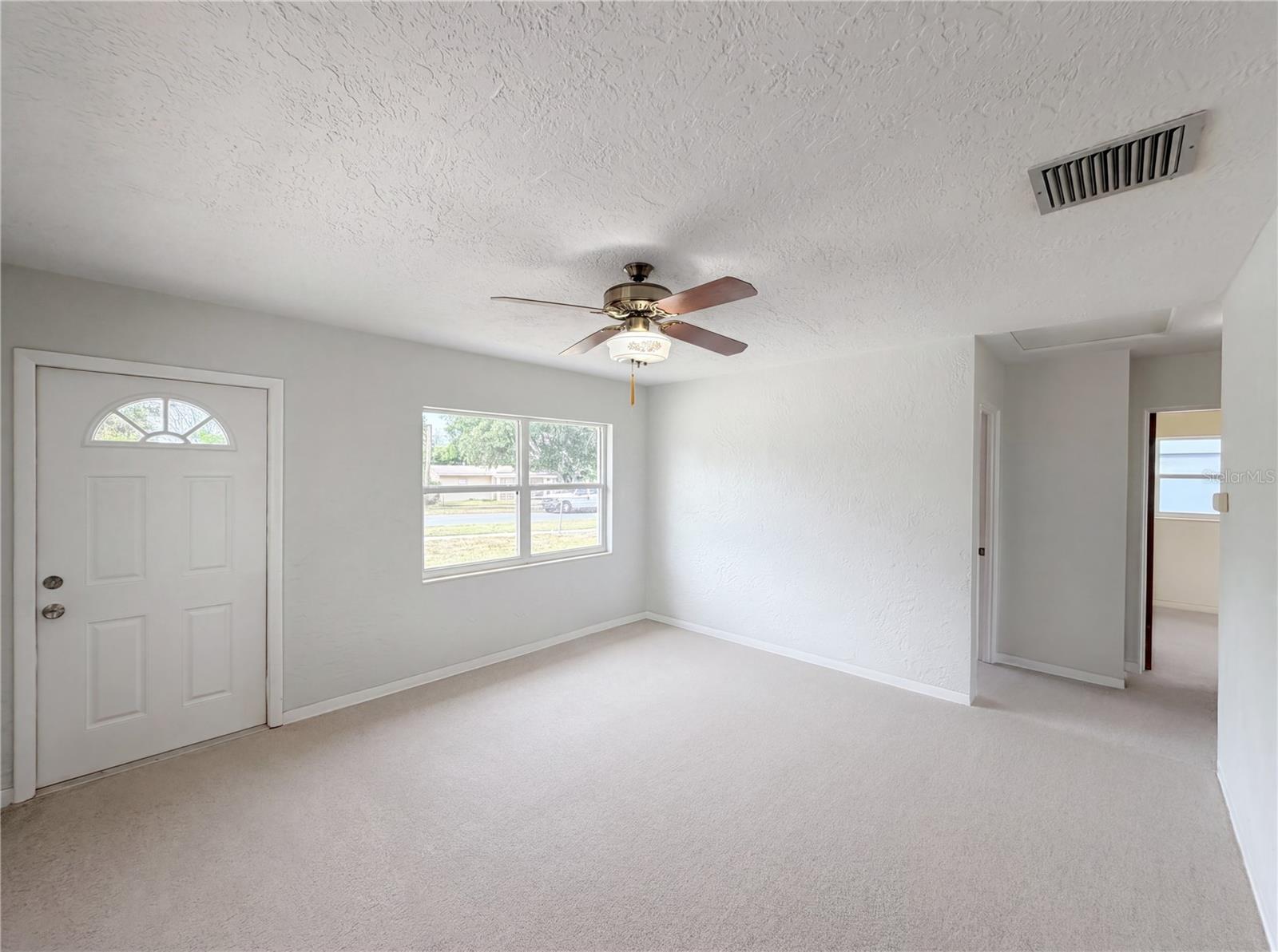 1215 CARLTON AVE, LAKE WALES, FL, 33853
