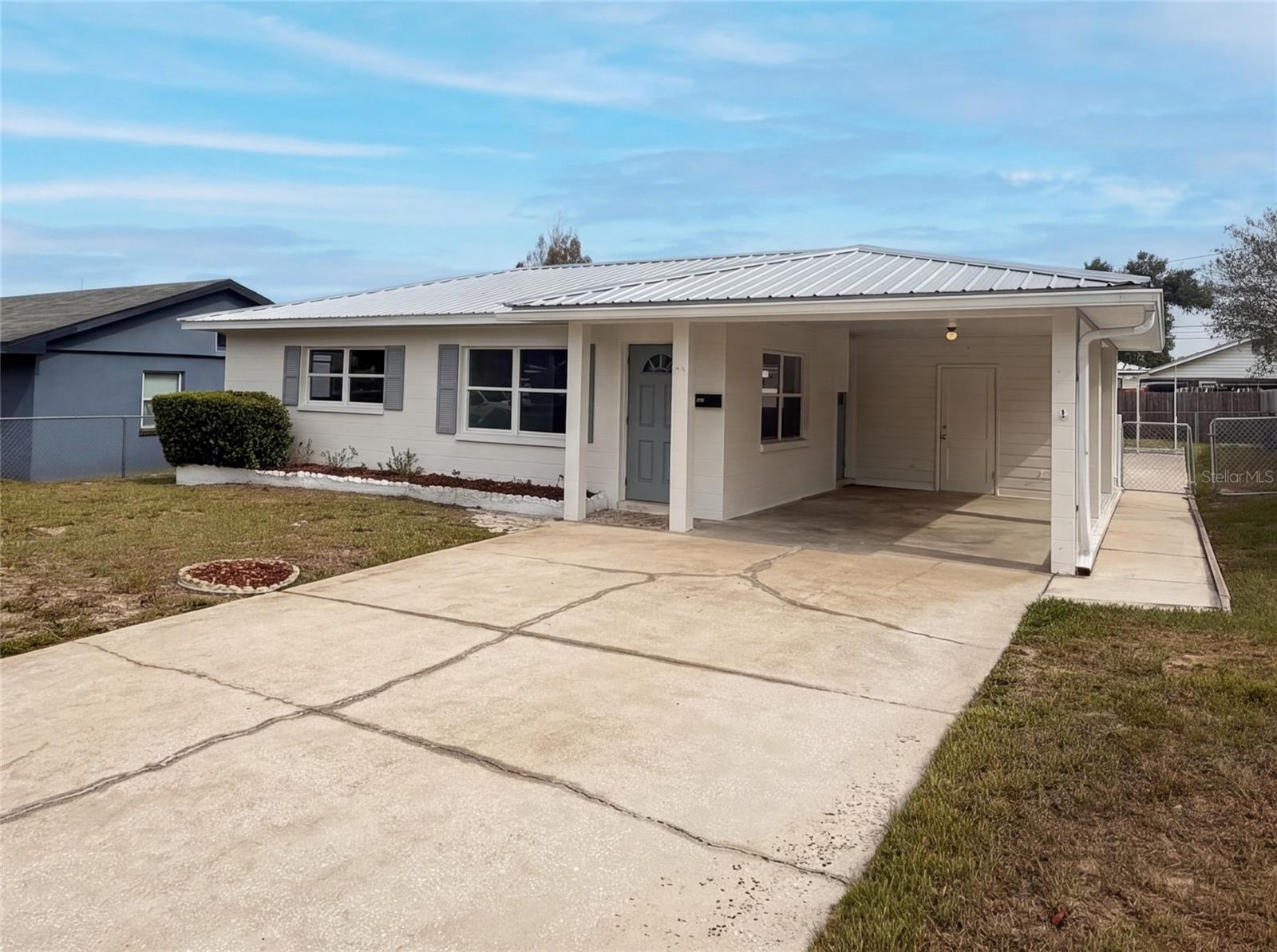 1215 CARLTON AVE, LAKE WALES, FL, 33853