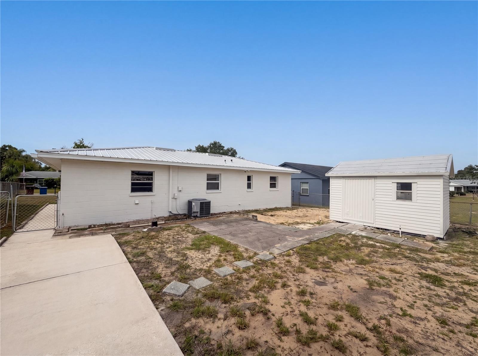 1215 CARLTON AVE, LAKE WALES, FL, 33853