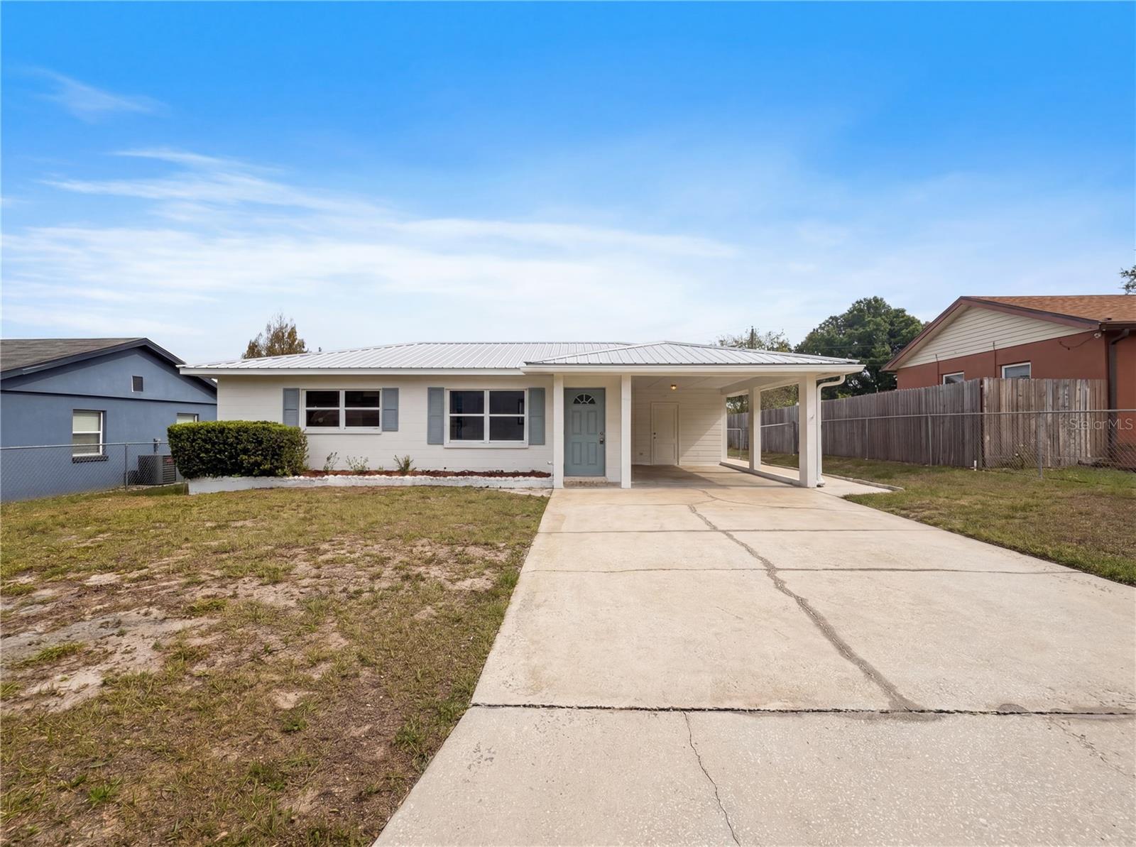 1215 CARLTON AVE, LAKE WALES, FL, 33853