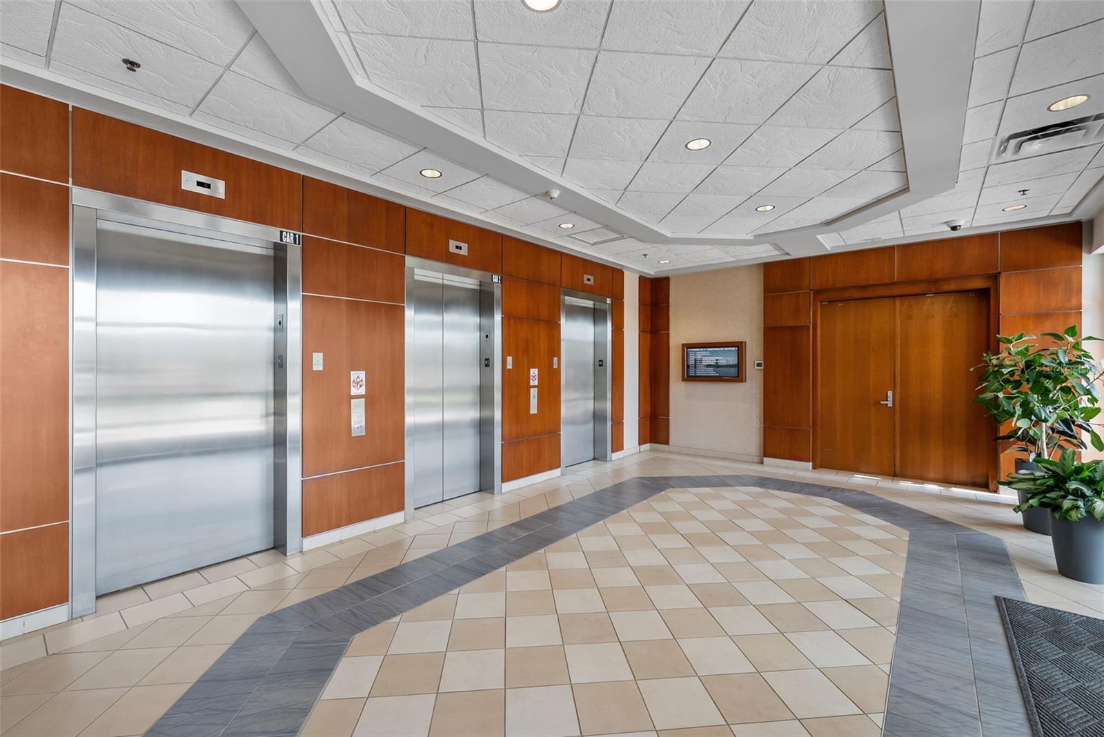 5550 W EXECUTIVE DR #250, TAMPA, FL, 33609