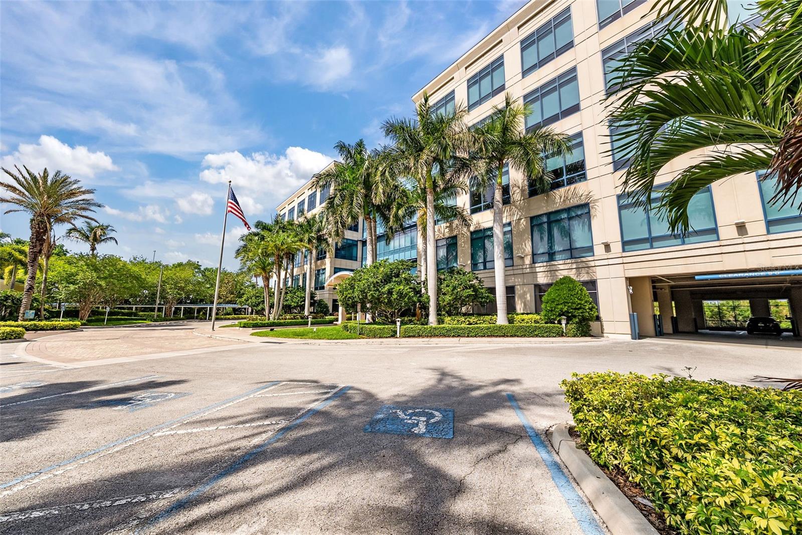 5550 W EXECUTIVE DR #250, TAMPA, FL, 33609
