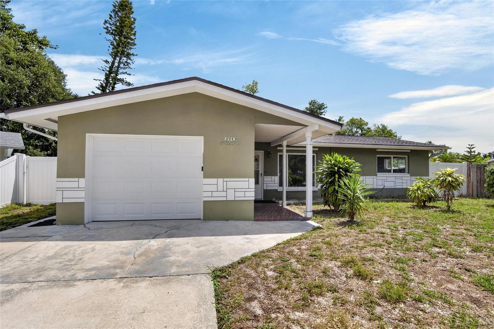 2115 EUCLID CIR E, CLEARWATER, FL, 33764