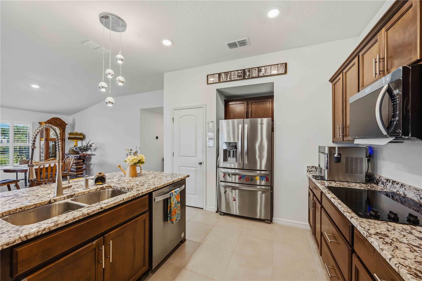 3576 74TH AVENUE CIR E, SARASOTA, FL, 34243