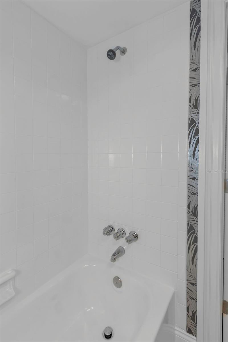 4910 38TH WAY S #111, ST PETERSBURG, FL, 33711