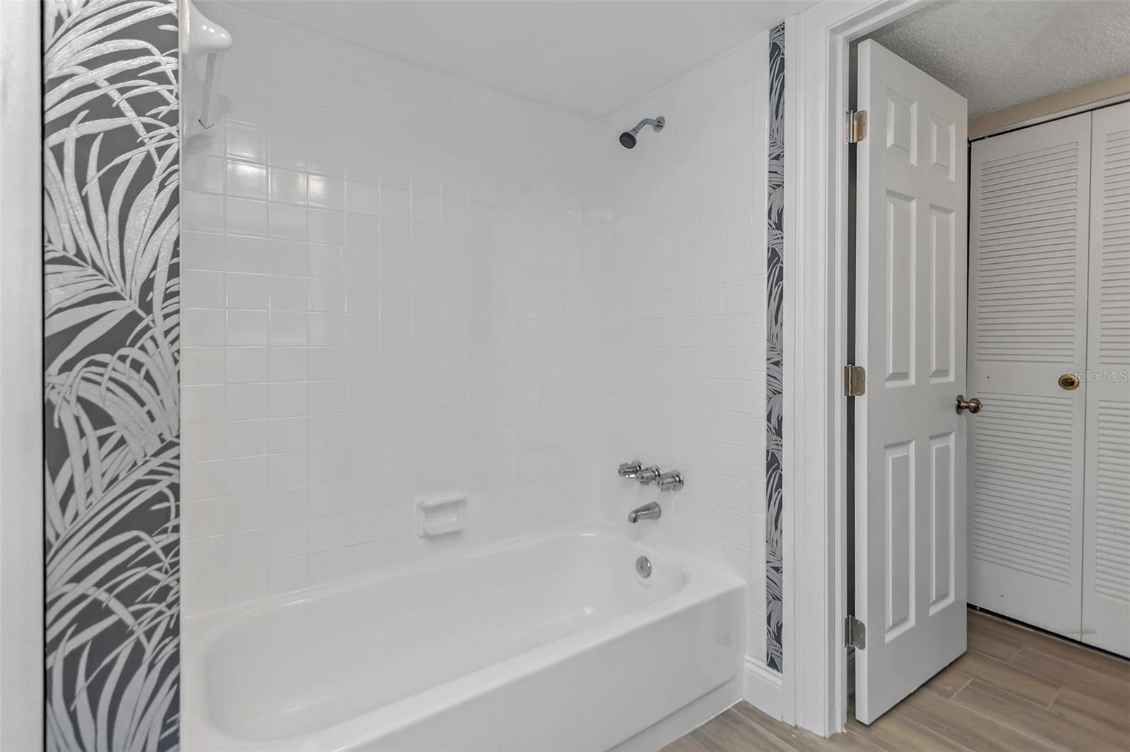 4910 38TH WAY S #111, ST PETERSBURG, FL, 33711