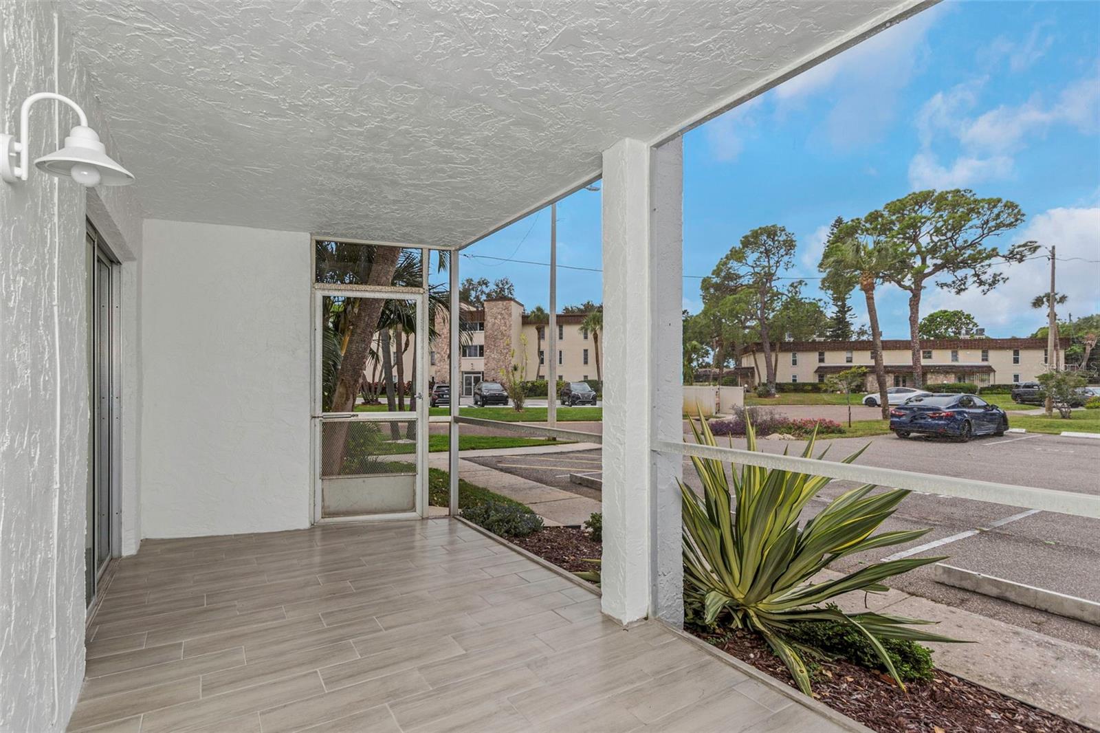 4910 38TH WAY S #111, ST PETERSBURG, FL, 33711