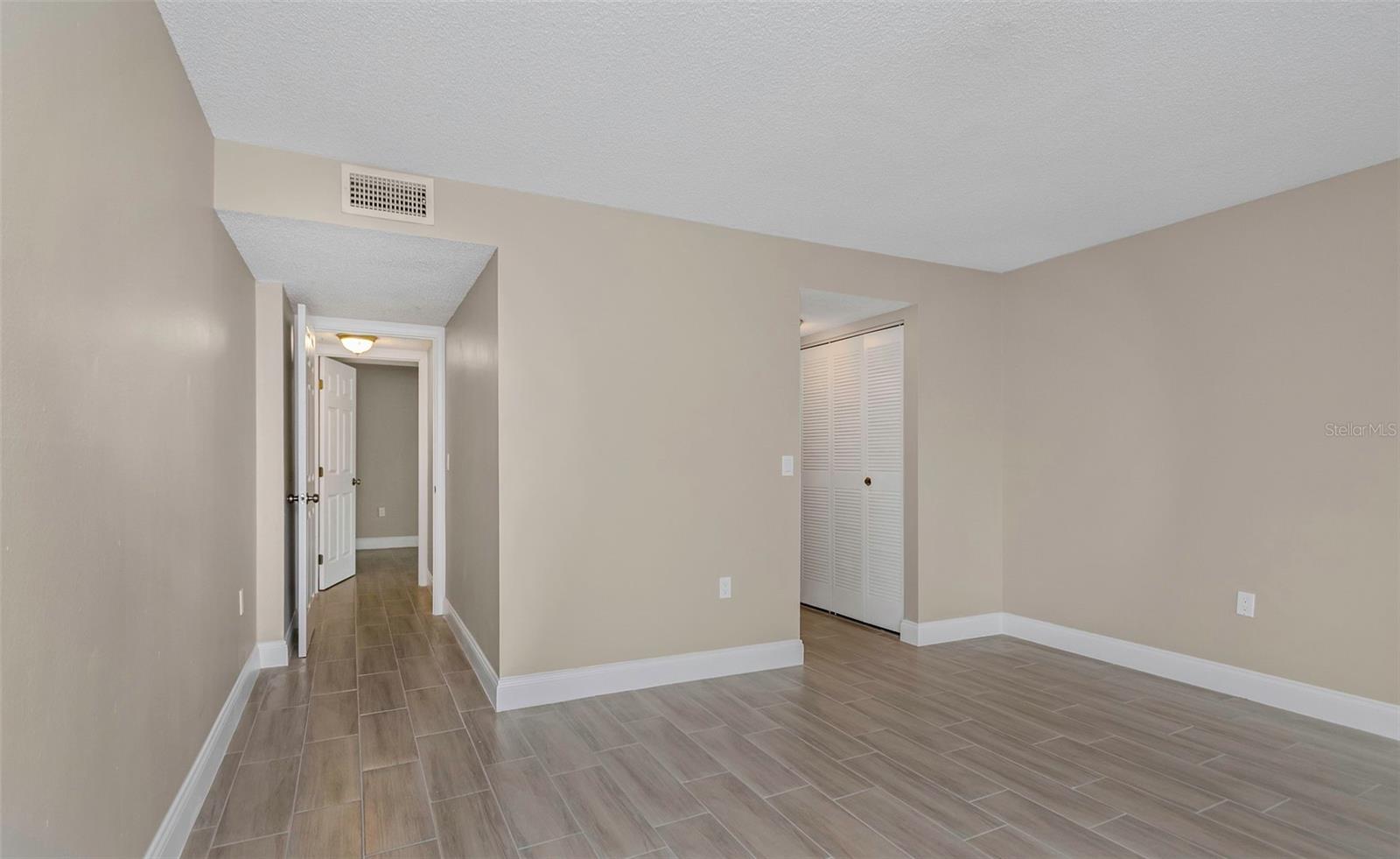 4910 38TH WAY S #111, ST PETERSBURG, FL, 33711