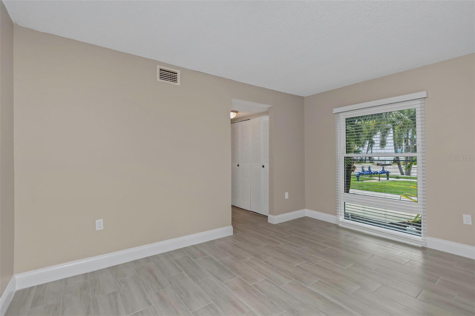 4910 38TH WAY S #111, ST PETERSBURG, FL, 33711