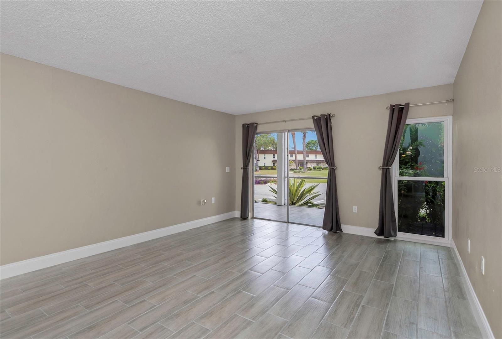 4910 38TH WAY S #111, ST PETERSBURG, FL, 33711