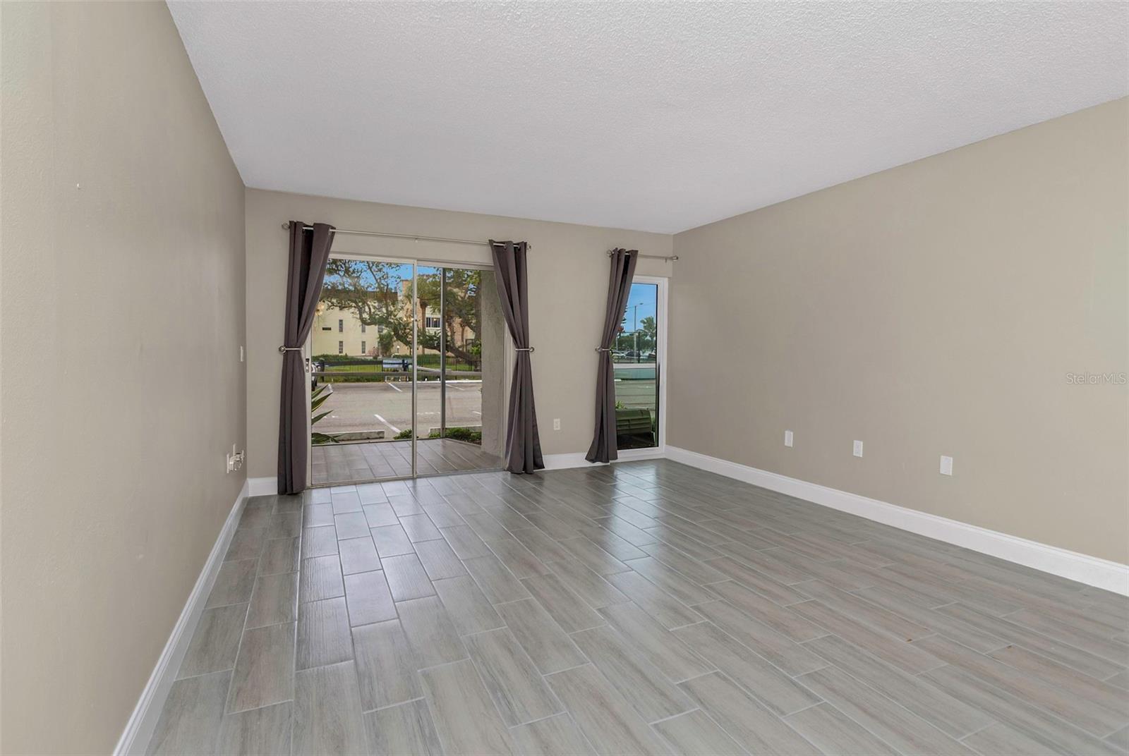 4910 38TH WAY S #111, ST PETERSBURG, FL, 33711