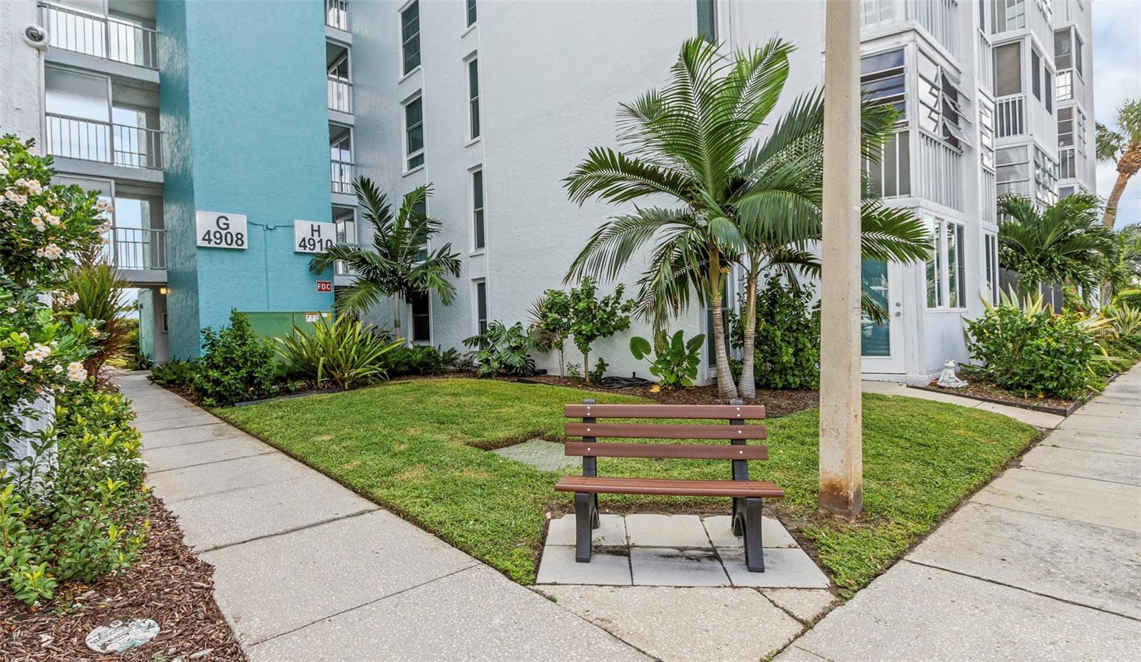 4910 38TH WAY S #111, ST PETERSBURG, FL, 33711