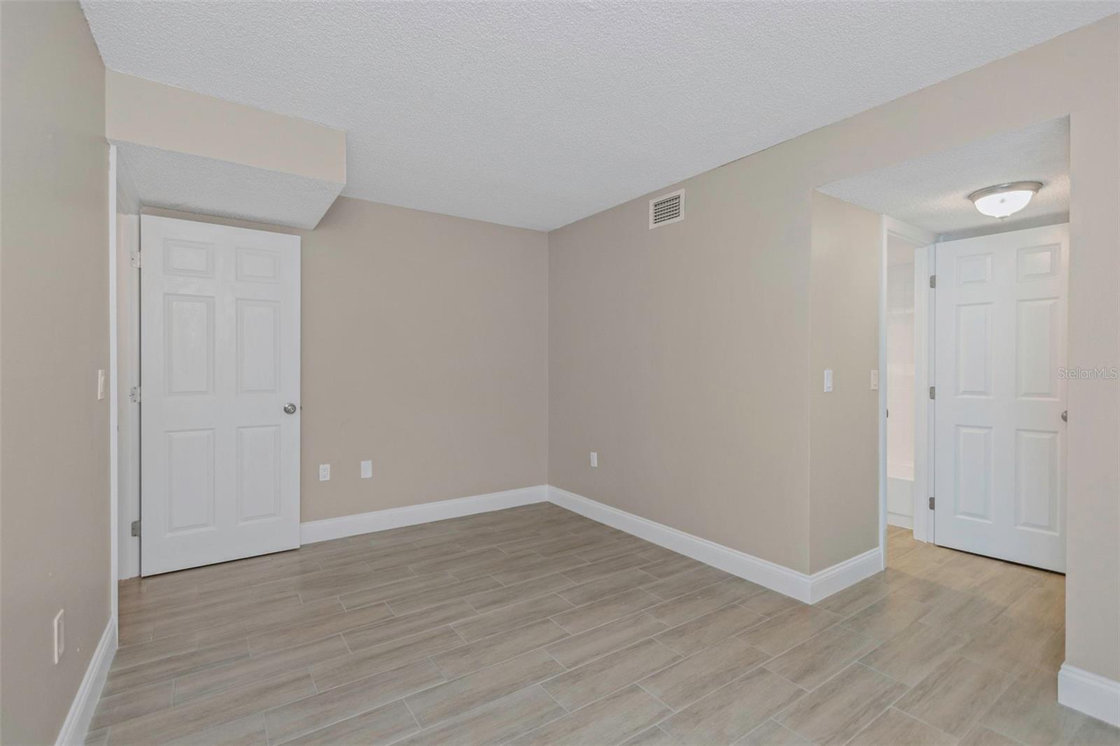 4910 38TH WAY S #111, ST PETERSBURG, FL, 33711