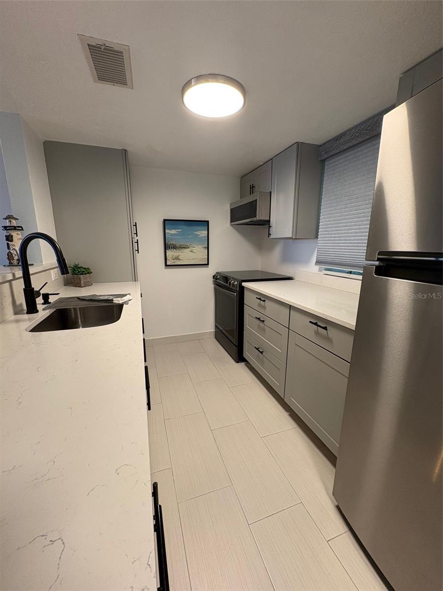 464 PAULA DR N #116, DUNEDIN, FL, 34698