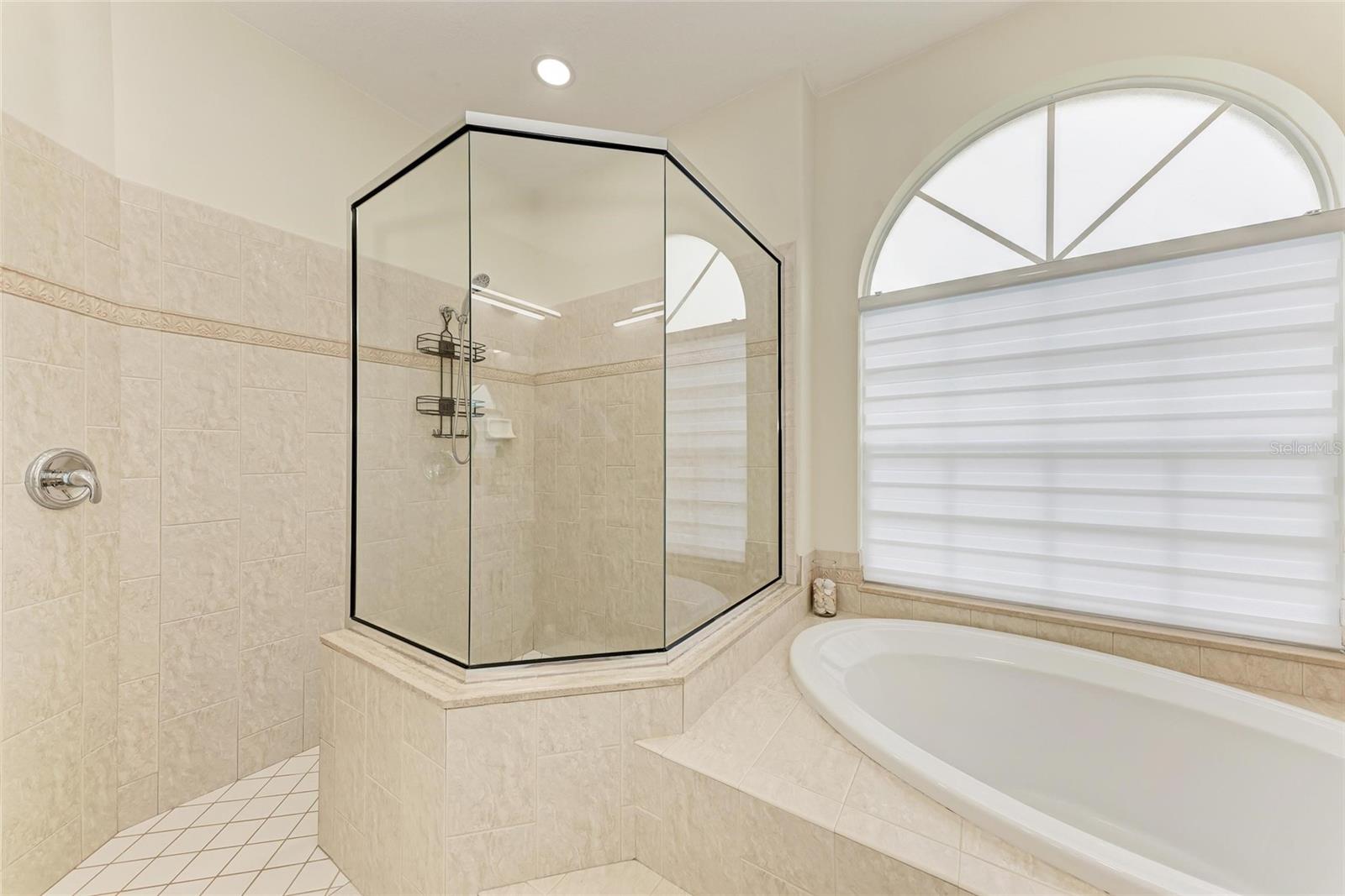 7327 38TH COURT EAST, SARASOTA, FL, 34243