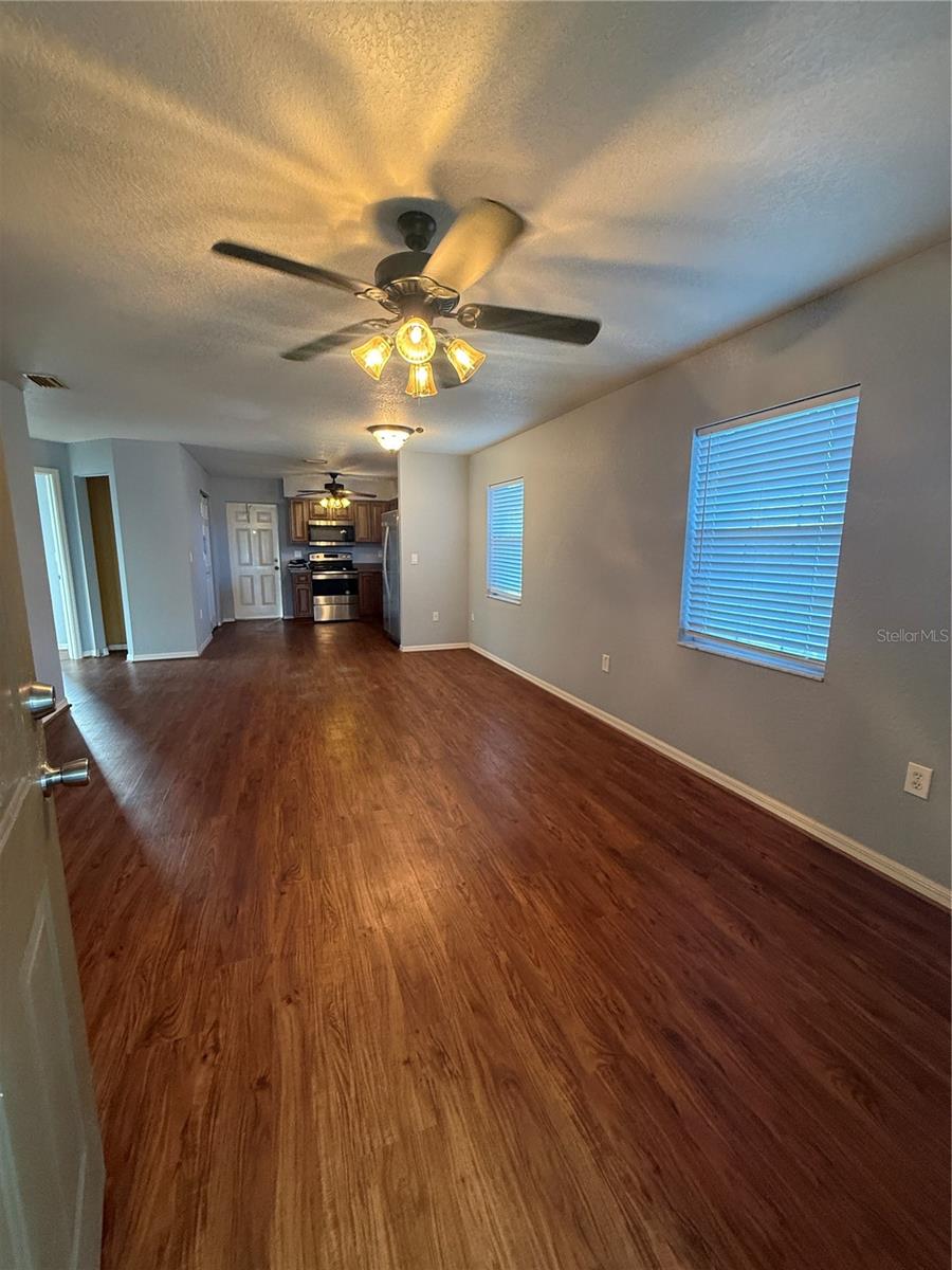 LAKE WALES, FL, 33859