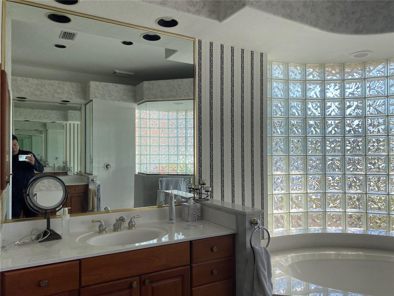 8758 WILD DUNES DR, SARASOTA, FL, 34241