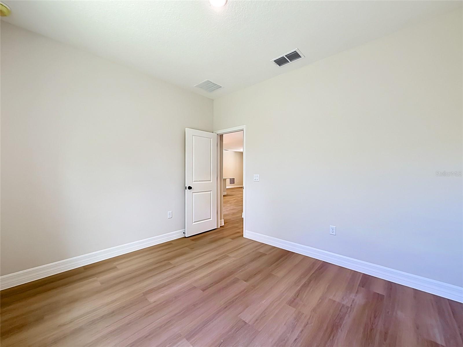 31825 NUTMEG AVE, EUSTIS, FL, 32736
