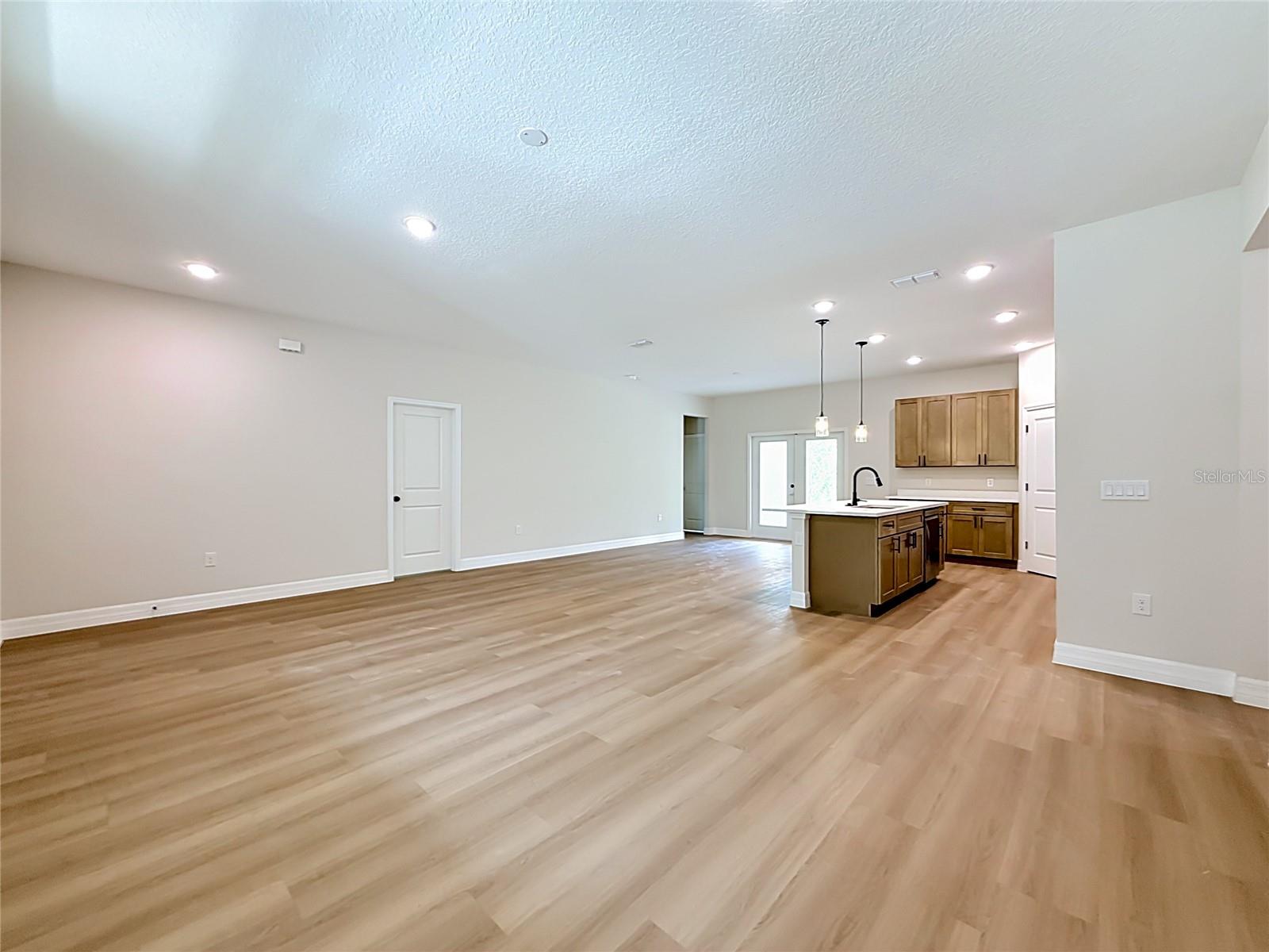 31825 NUTMEG AVE, EUSTIS, FL, 32736