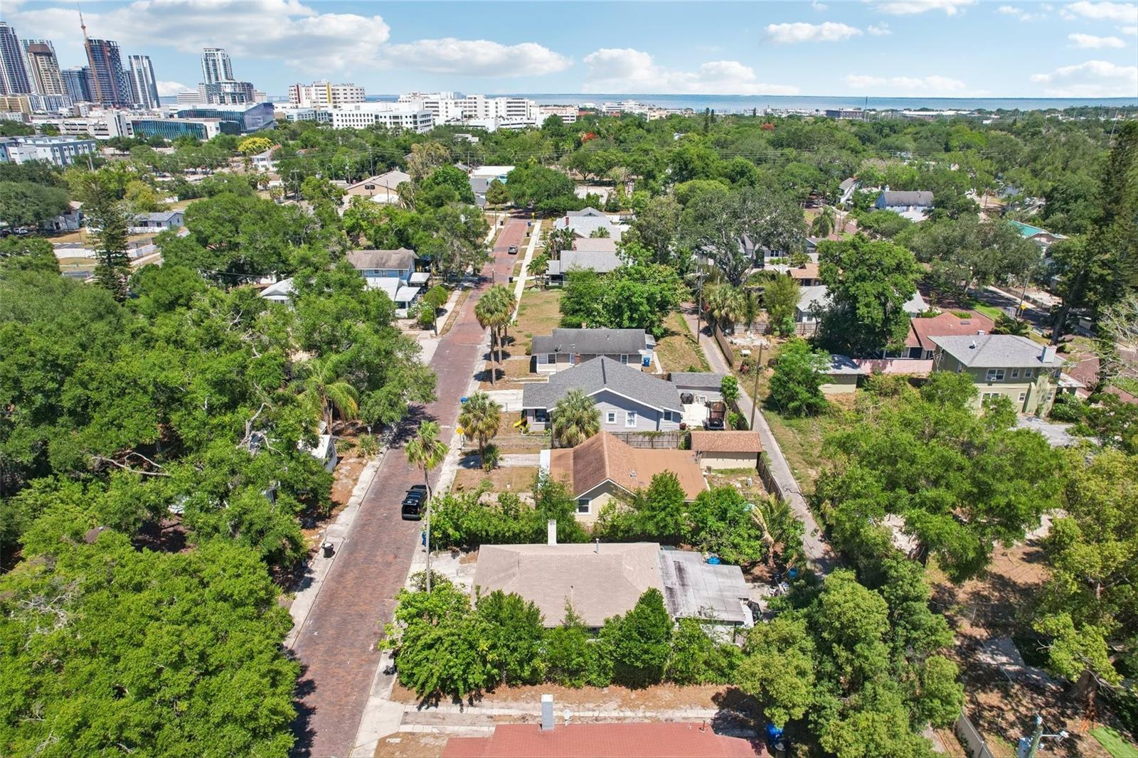 1028 8TH AVE S, ST PETERSBURG, FL, 33705