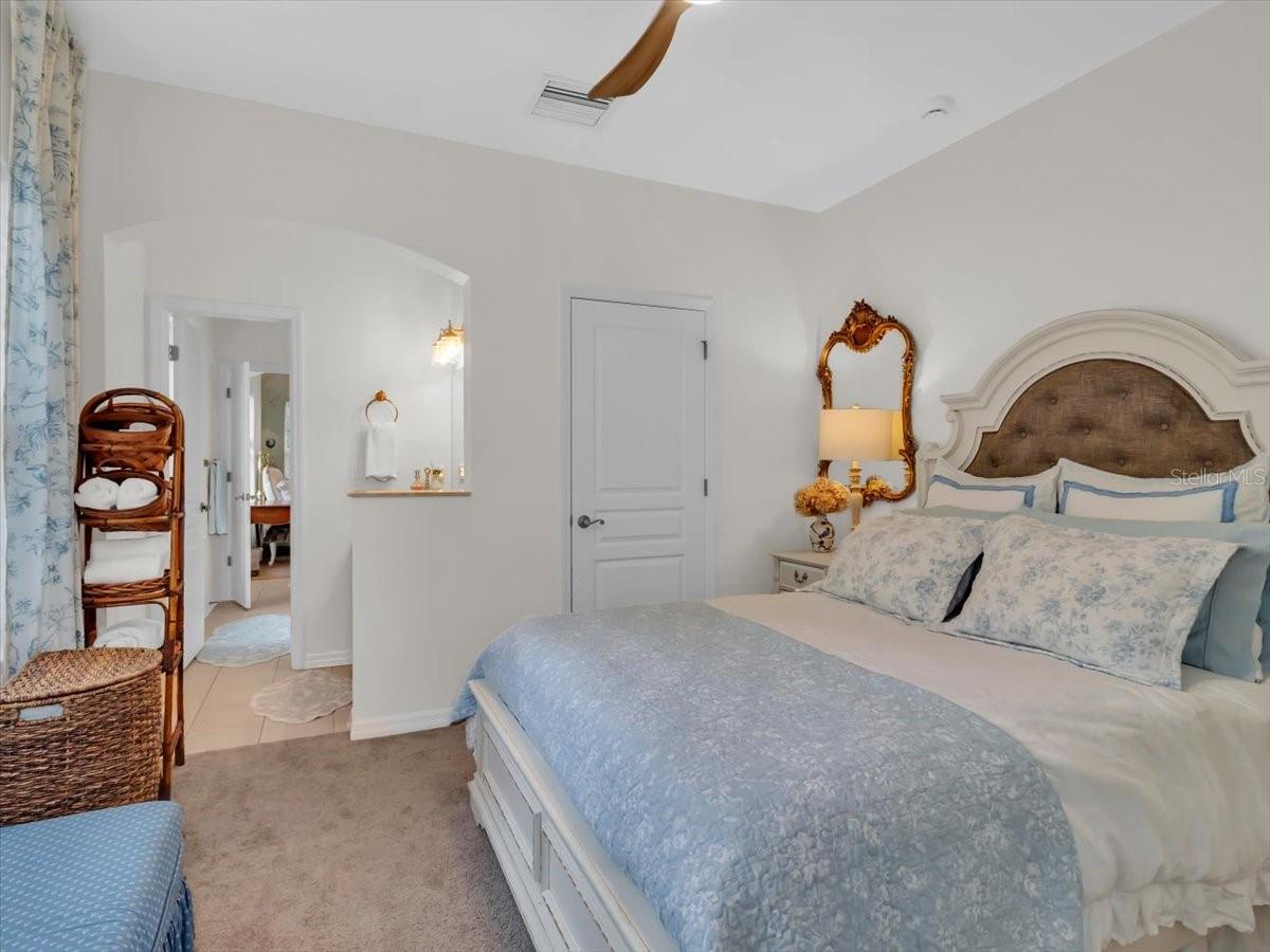 16033 MULBERRYPARK CIR, LITHIA, FL, 33547
