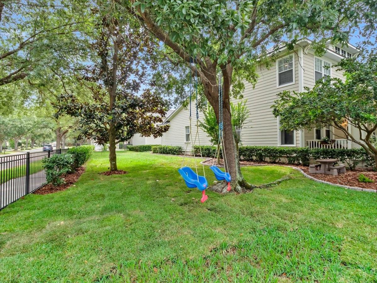 16033 MULBERRYPARK CIR, LITHIA, FL, 33547