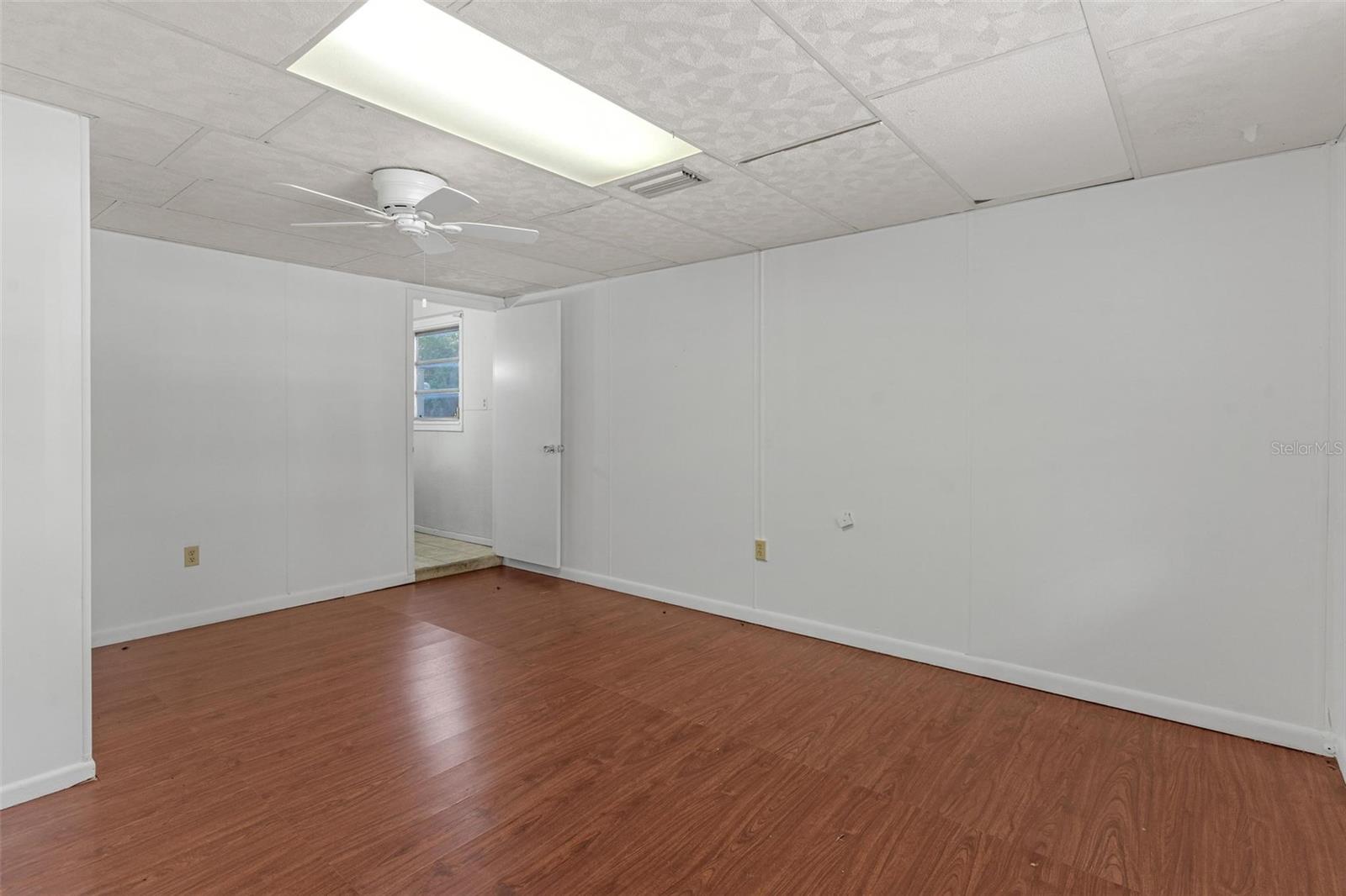 803 CAROL CT, TAVARES, FL, 32778