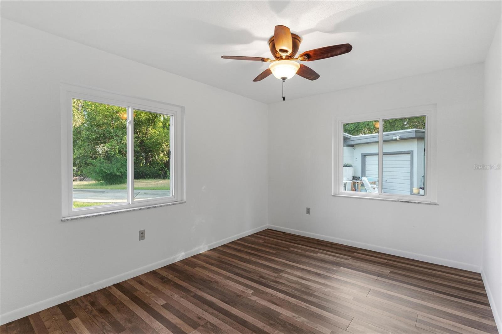 803 CAROL CT, TAVARES, FL, 32778