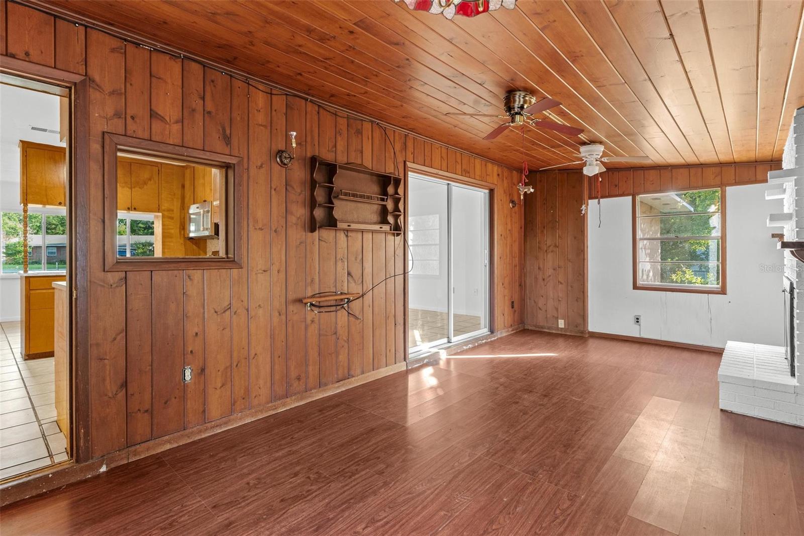 803 CAROL CT, TAVARES, FL, 32778