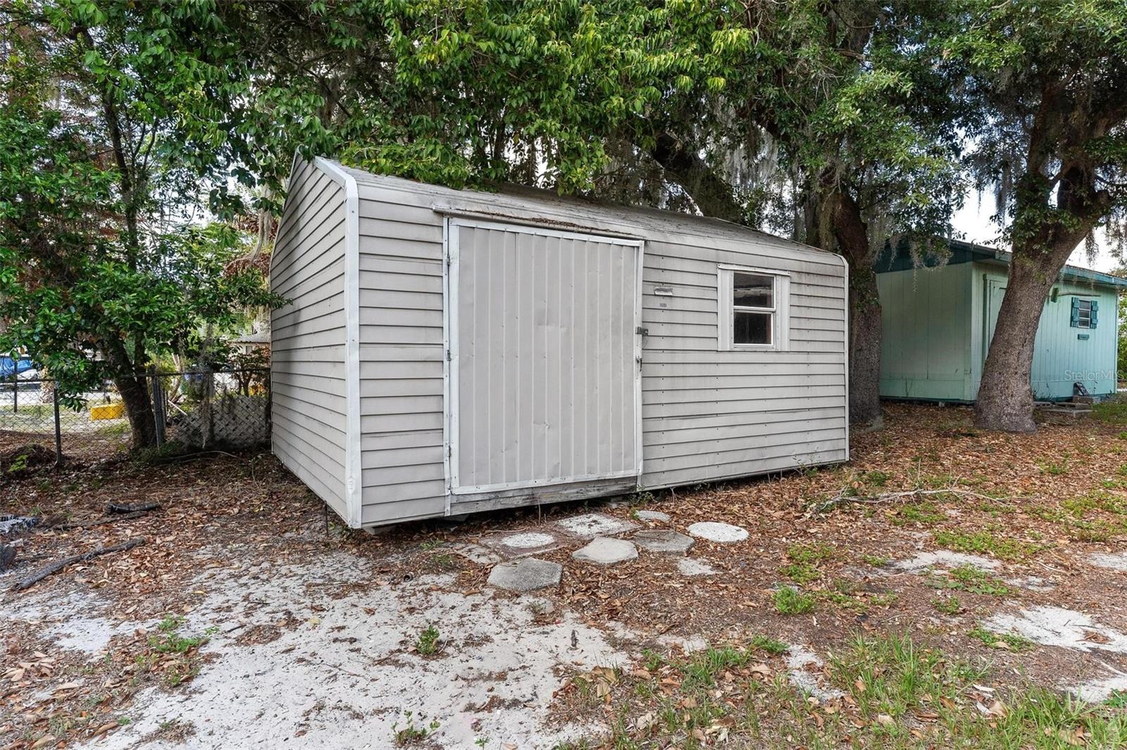 803 CAROL CT, TAVARES, FL, 32778