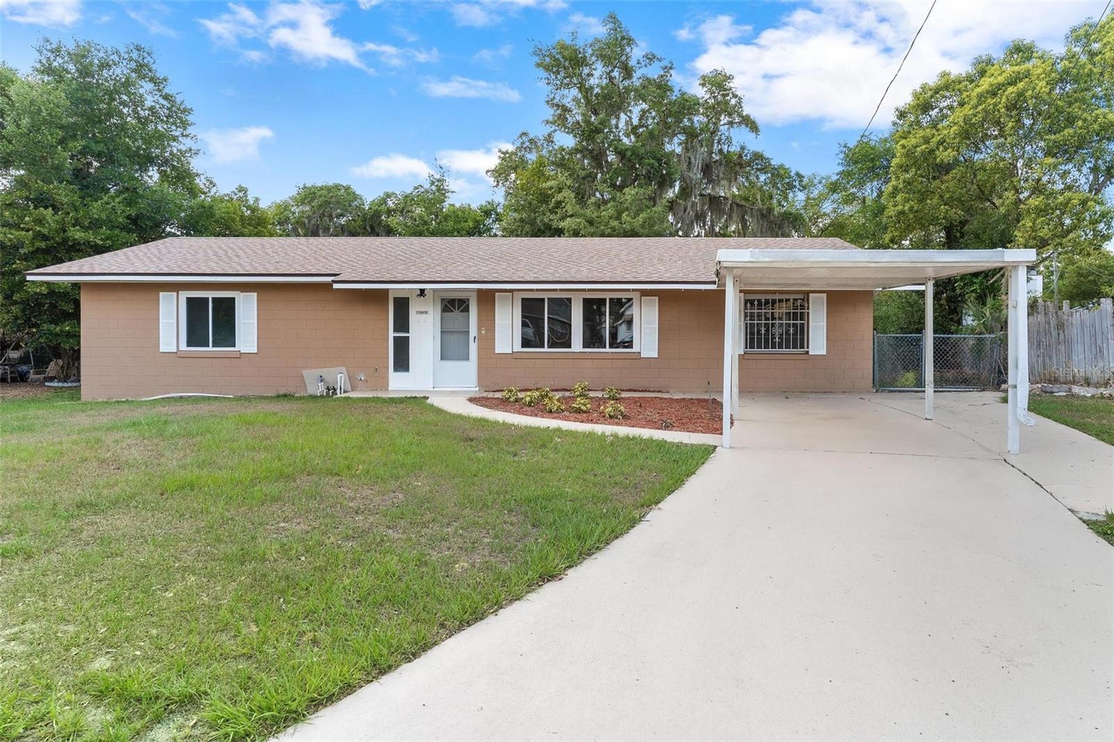 803 CAROL CT, TAVARES, FL, 32778