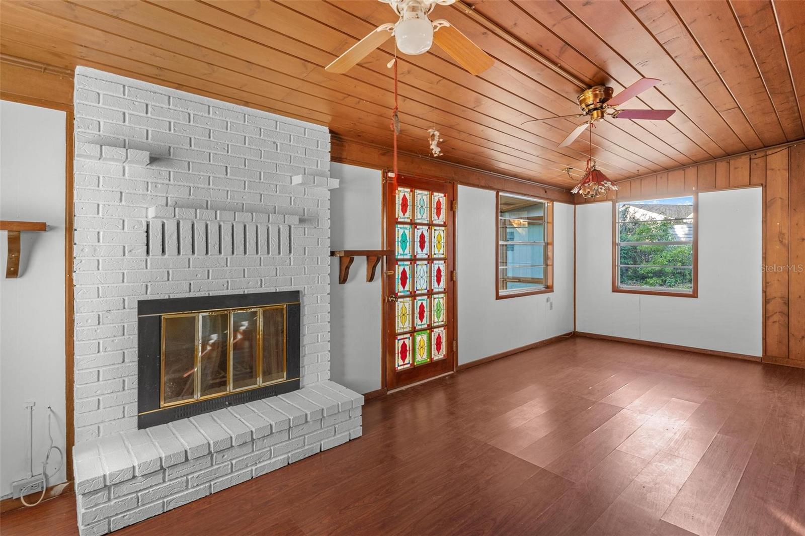 803 CAROL CT, TAVARES, FL, 32778
