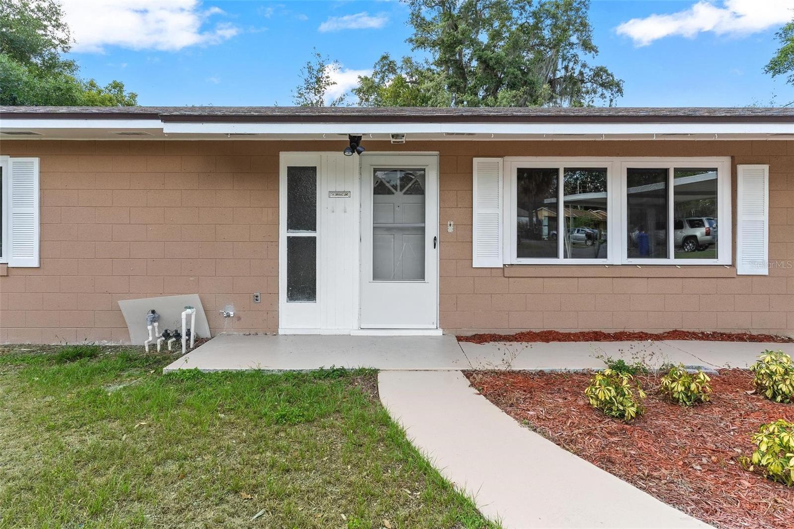 803 CAROL CT, TAVARES, FL, 32778
