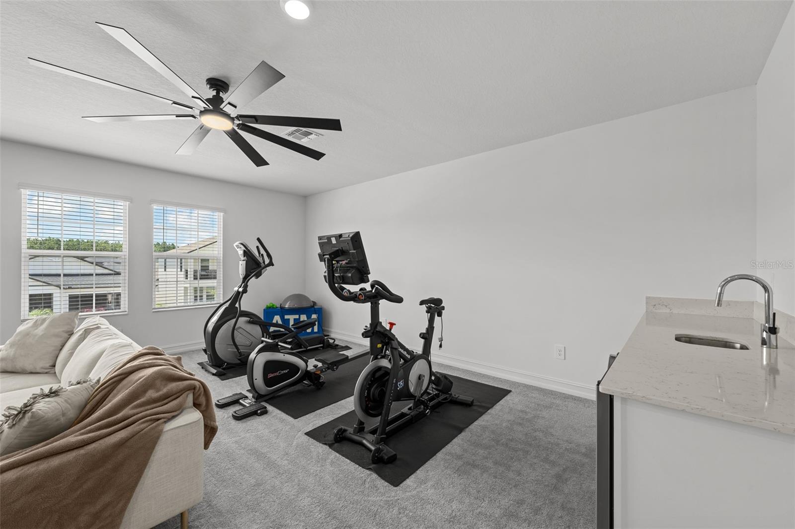 18242 SERENE LAKE LOOP, LUTZ, FL, 33548