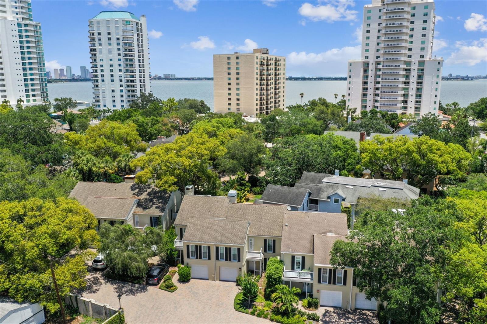 3530 VILLAGE WAY #3, TAMPA, FL, 33629